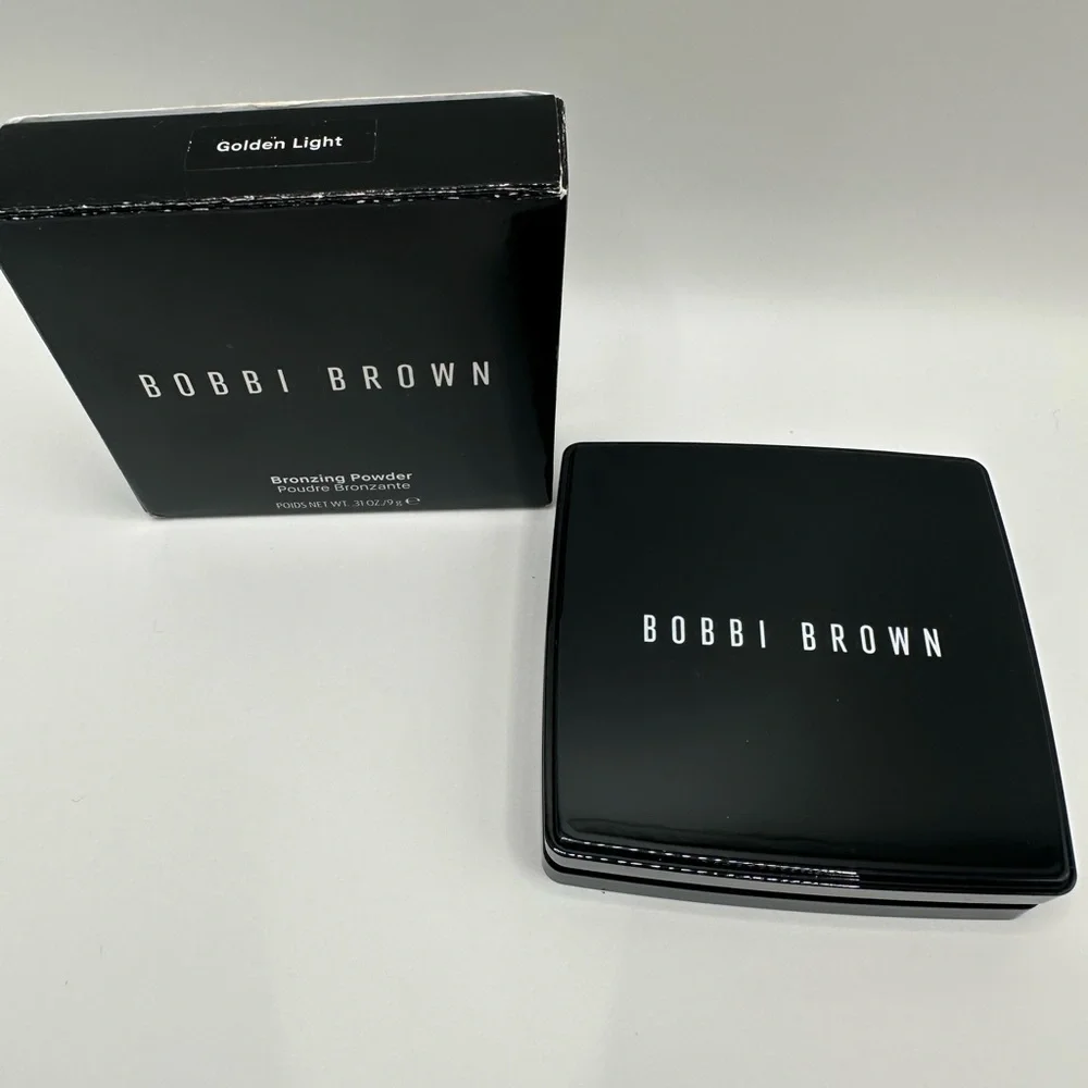 Bobbi Brown Bronzing Powder - Golden Light